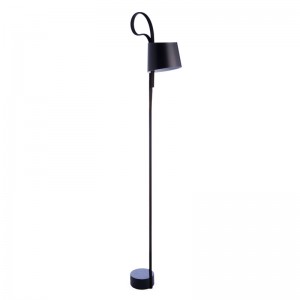Lámpara de pie Rope Trick negra de HAY en Moises Showroom