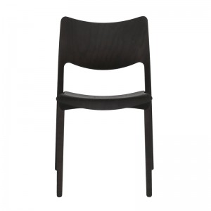 silla Laclasica fresno teñido negro Stua