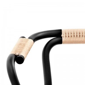 Silla con brazos Knot Chair Black/Nature de Normann Copenhagen