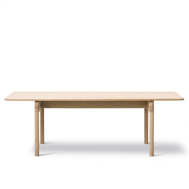 Fredericia Post table roble