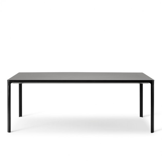 mesa Table Fredericia linóleo negro