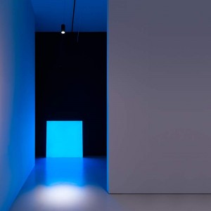 Pablo lámpara de suelo azul expo Davide Groppi